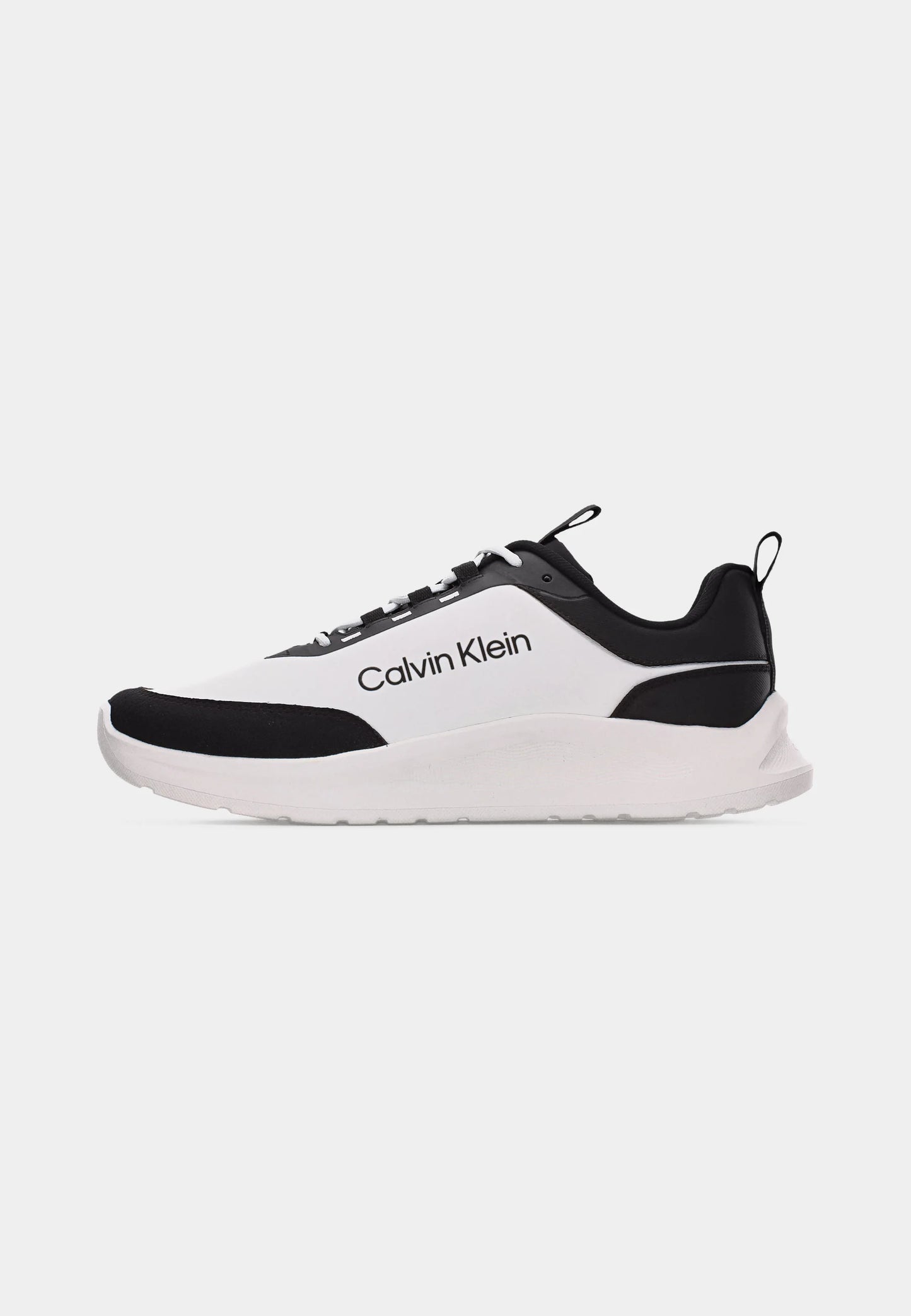 Calvin Klein - LIGHT RUNN ESS LACEUP Trainers - Black