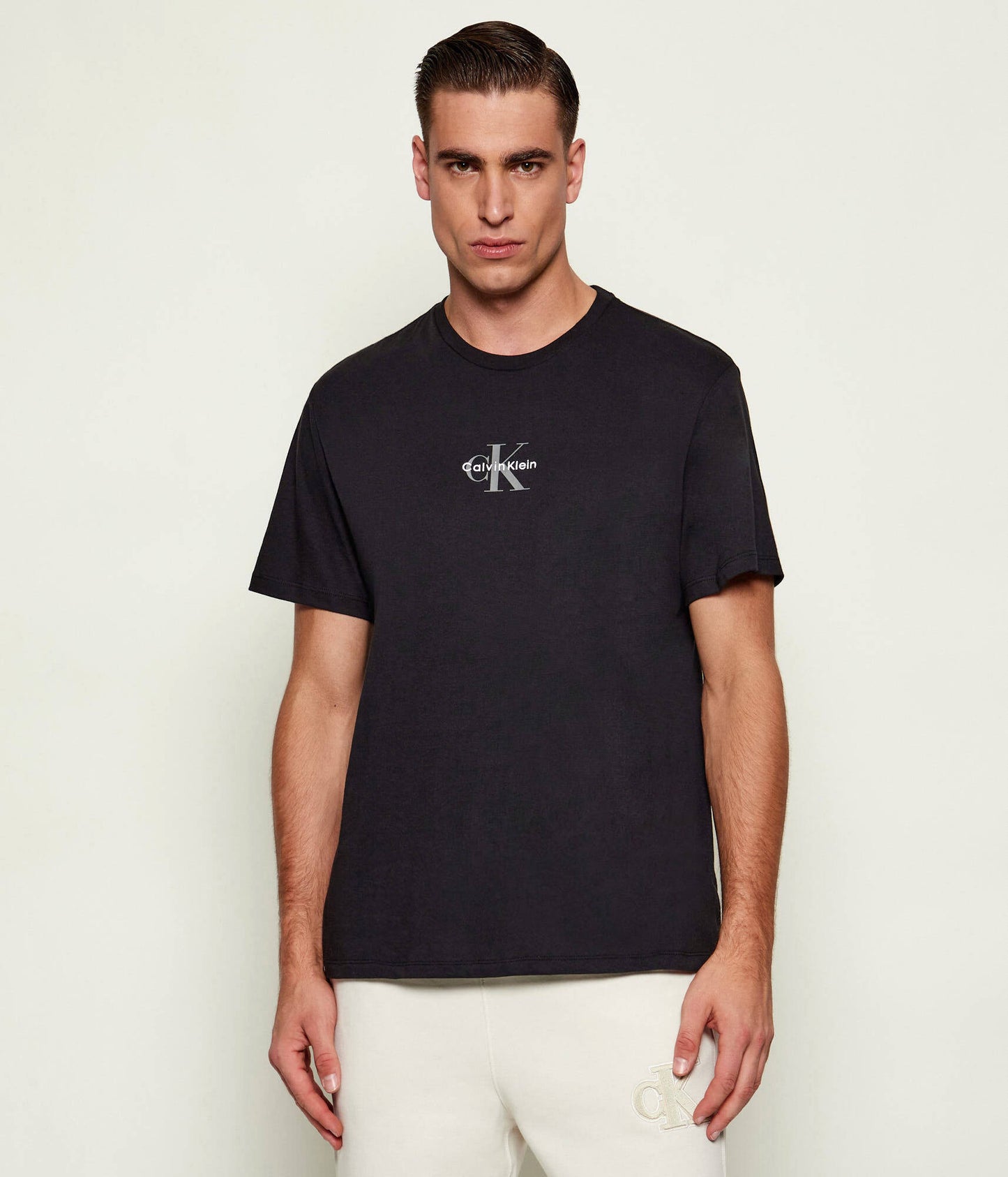 Calvin Klein - Black T-shirt with Monogram Logo