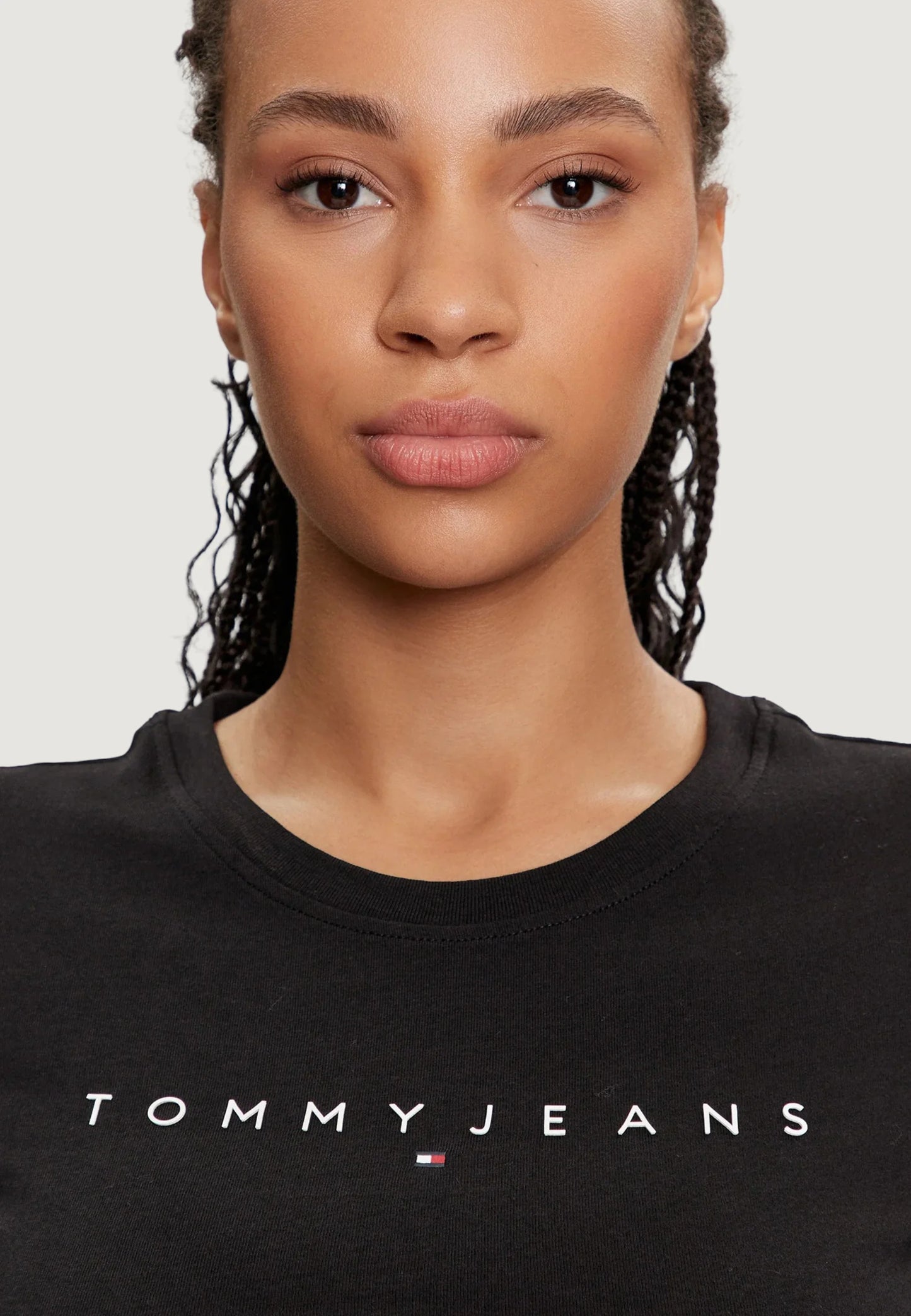 Tommy Hilfiger - Black Slim Fit T-Shirt