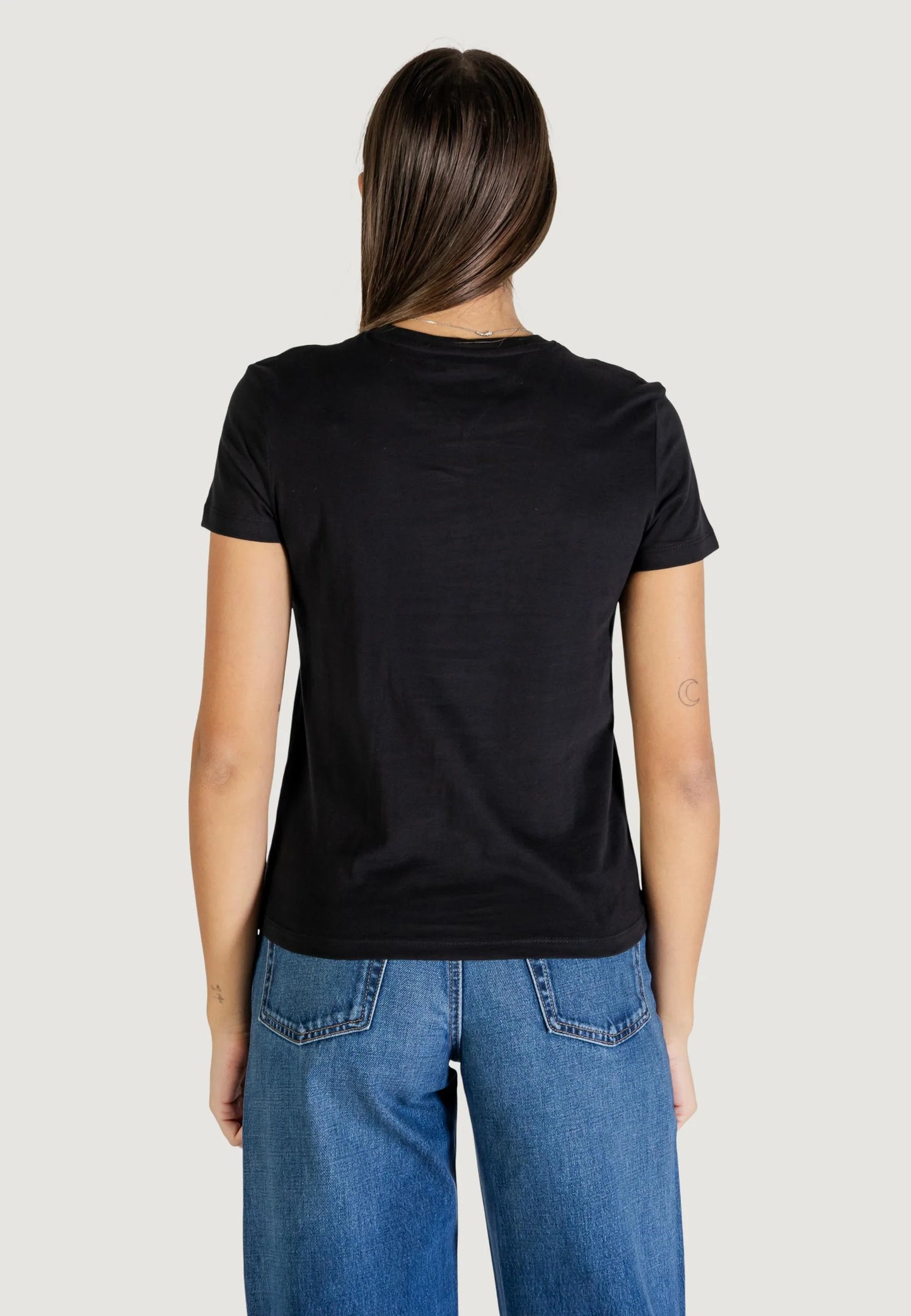 Tommy Hilfiger - Black T-shirts Jeans